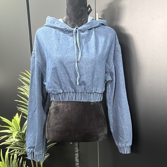 PrettyLittleThing Petite, Cropped Long Sleeve Hoodie,elastic waist & cuffs,denim - Picture 1 of 8